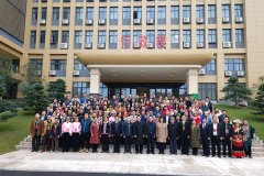 熱烈慶祝，12月15日，強(qiáng)壽集團(tuán)董事長(zhǎng)李浪輝因壯醫(yī)藥研究治療領(lǐng)域取得的成績(jī)